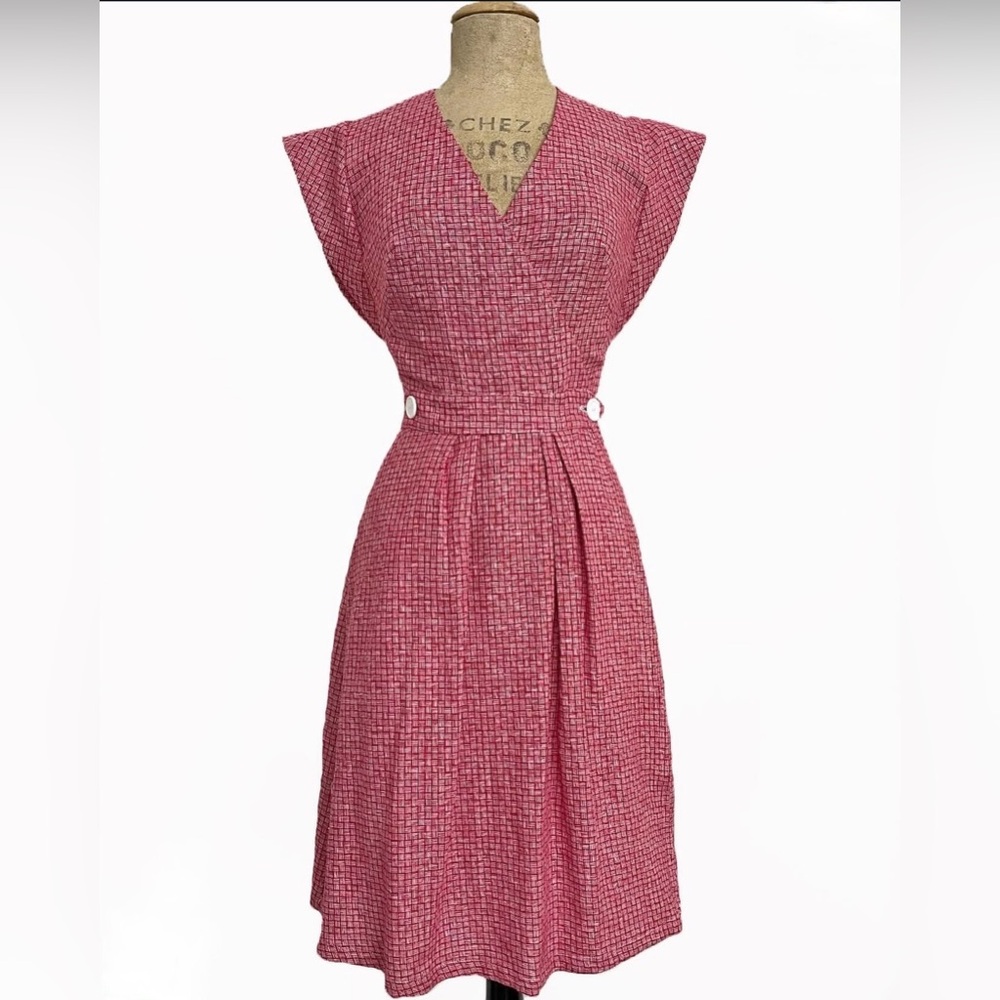 Loco Lindo 1940s Red Crosshatch Linen Garden Wrap Dress (Size S) - Picture 1 of 2
